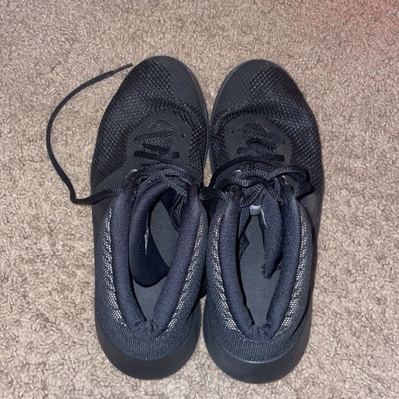 Nike Air Precision NBK Basketball Shoes - Picture 2 of 7